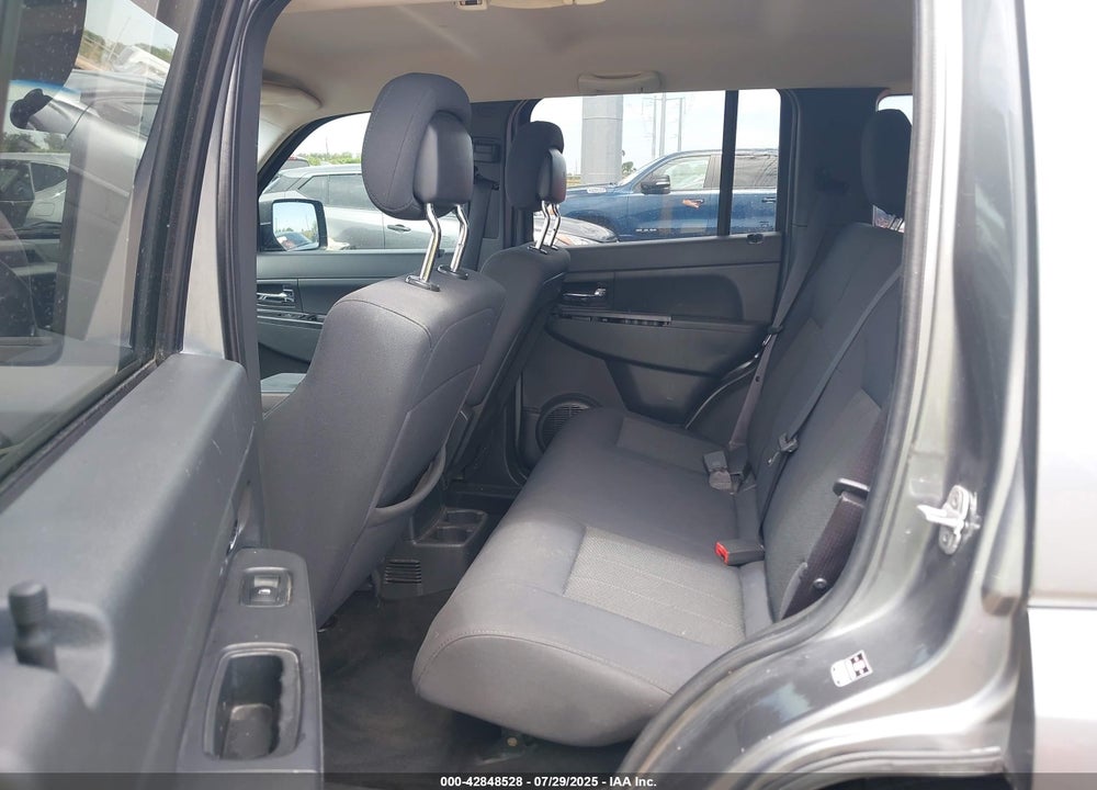 2012 JEEP LIBERTY VIN: 1C4PJLAK1CW108268