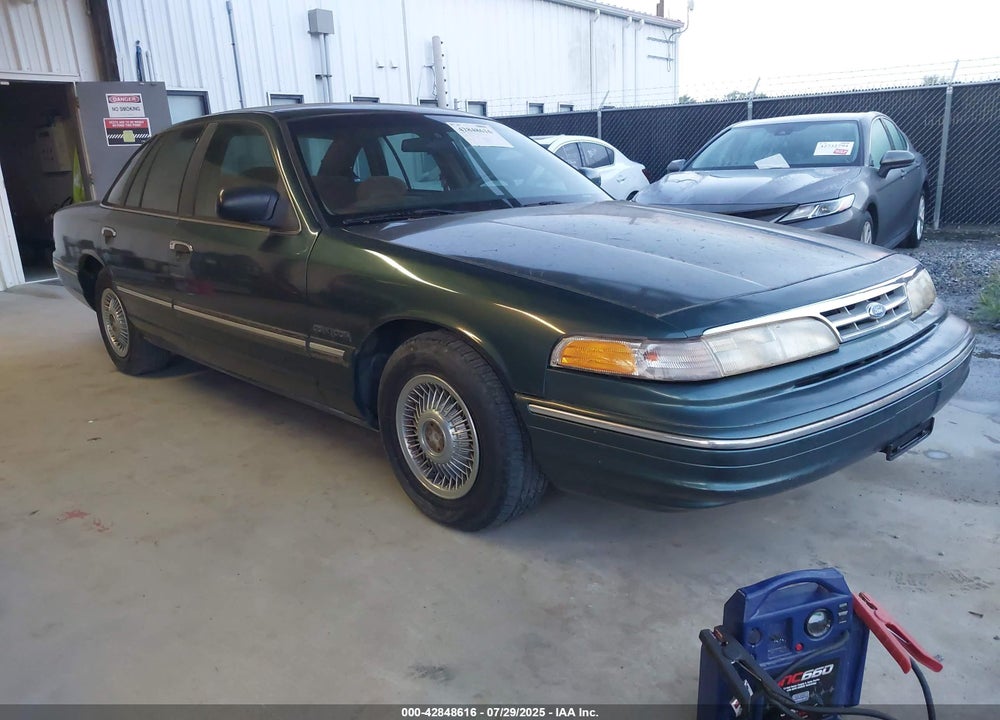 1995 FORD CROWN VICTORIA VIN: 2FALP73W0SX190023
