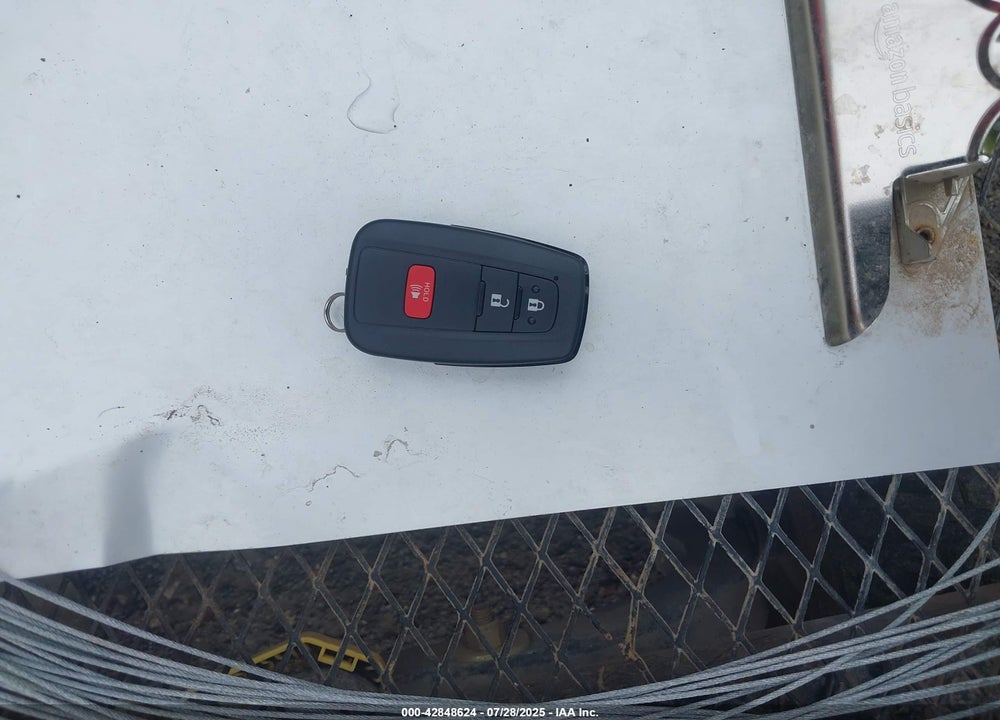 2018 TOYOTA PRIUS VIN: JTDKARFUXJ3062896
