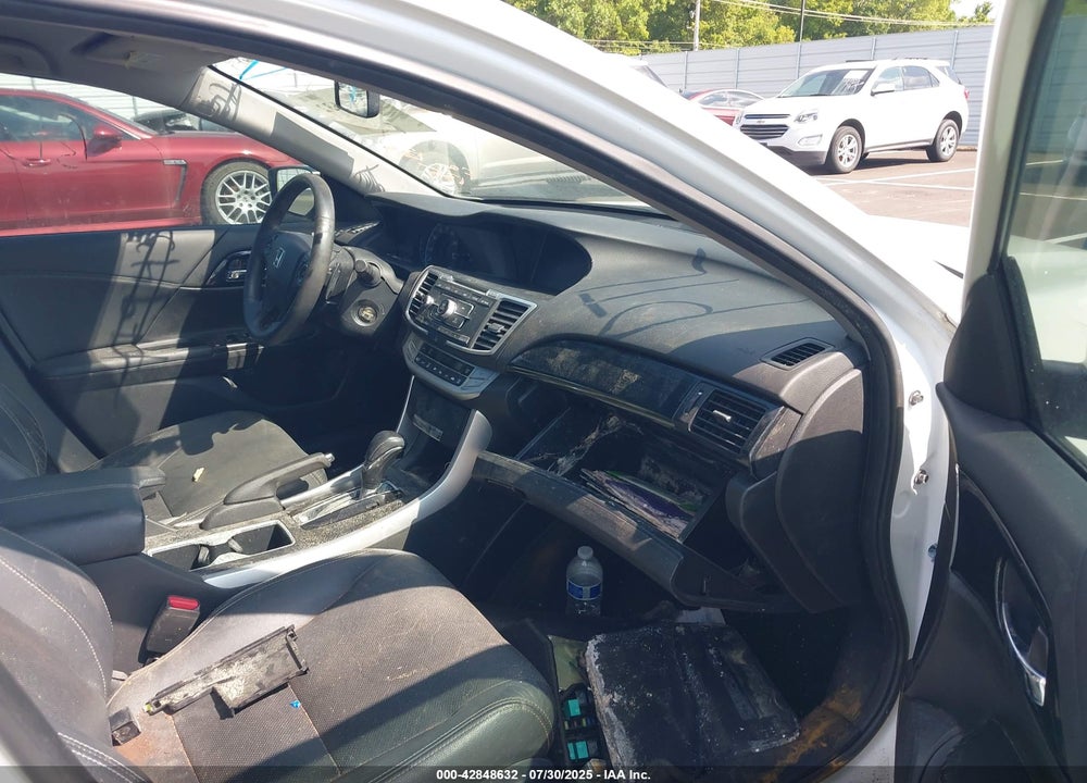 2015 HONDA ACCORD VIN: 1HGCR2F53FA114516