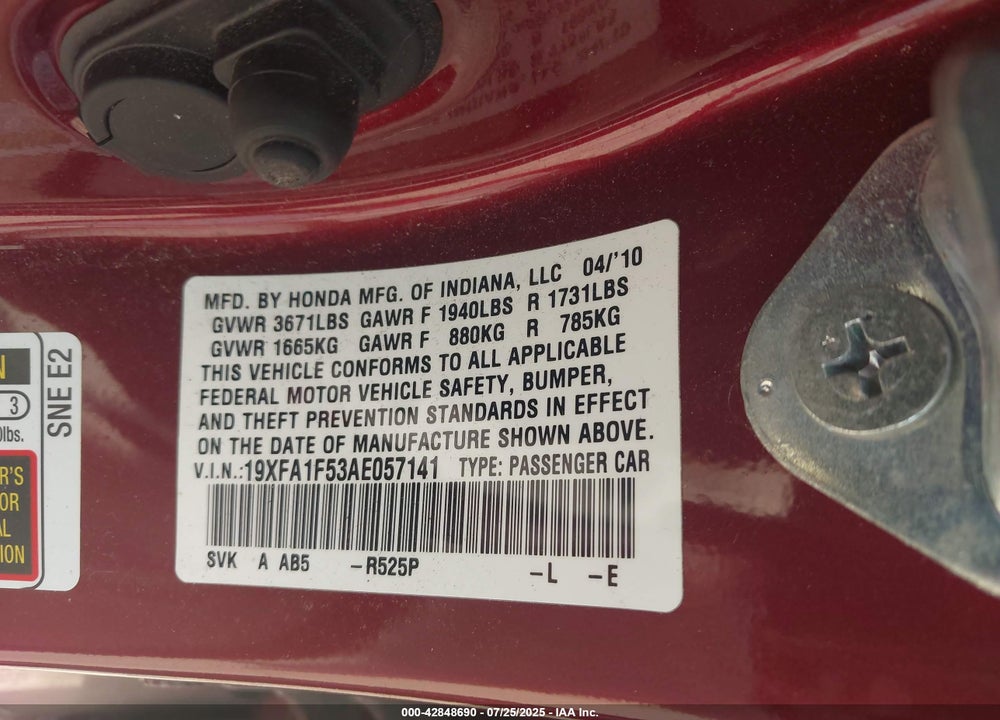 2010 HONDA CIVIC VIN: 19XFA1F53AE057141