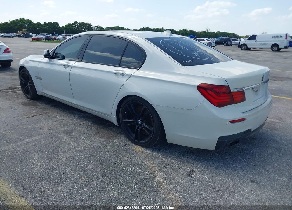 2013 BMW 7 SERIES VIN: WBAYF8C55DD140919
