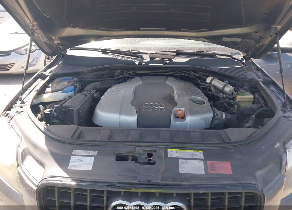 2014 AUDI Q7 VIN: WA1LMAFE3ED001681