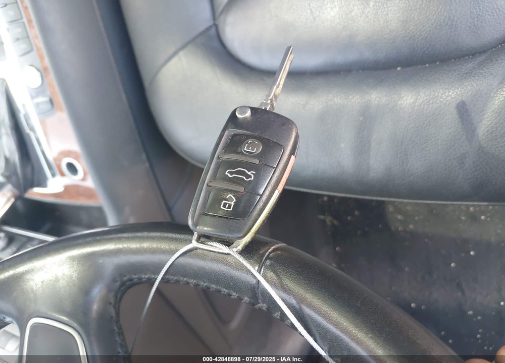2014 AUDI Q7 VIN: WA1LMAFE3ED001681