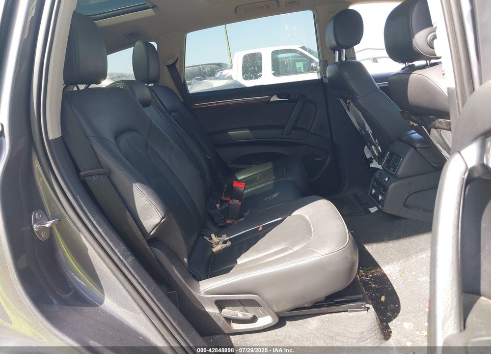 2014 AUDI Q7 VIN: WA1LMAFE3ED001681