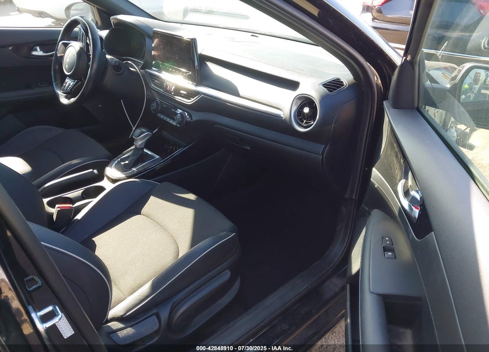 2023 KIA FORTE VIN: 3KPF54AD4PE672861