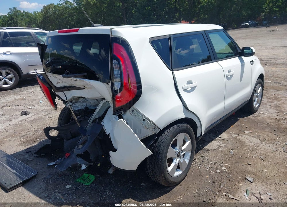 2017 KIA SOUL VIN: KNDJN2A27H7484396