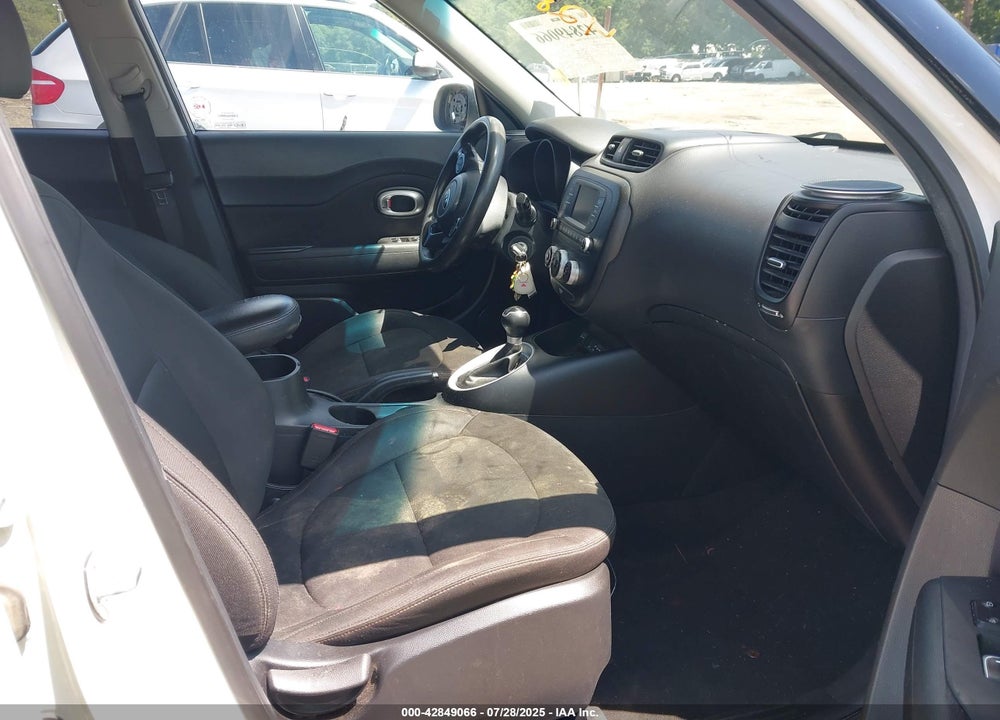 2017 KIA SOUL VIN: KNDJN2A27H7484396