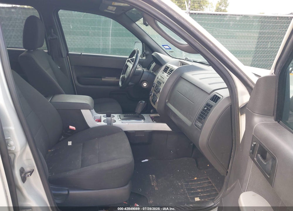 2009 FORD ESCAPE VIN: 1FMCU03G39KA18838