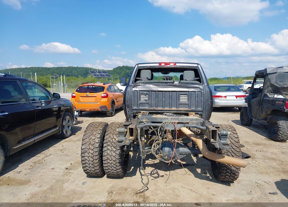 2018 RAM 3500 TRADESMAN  4X4 8' BOX VIN: 3C63RRGL9JG422392