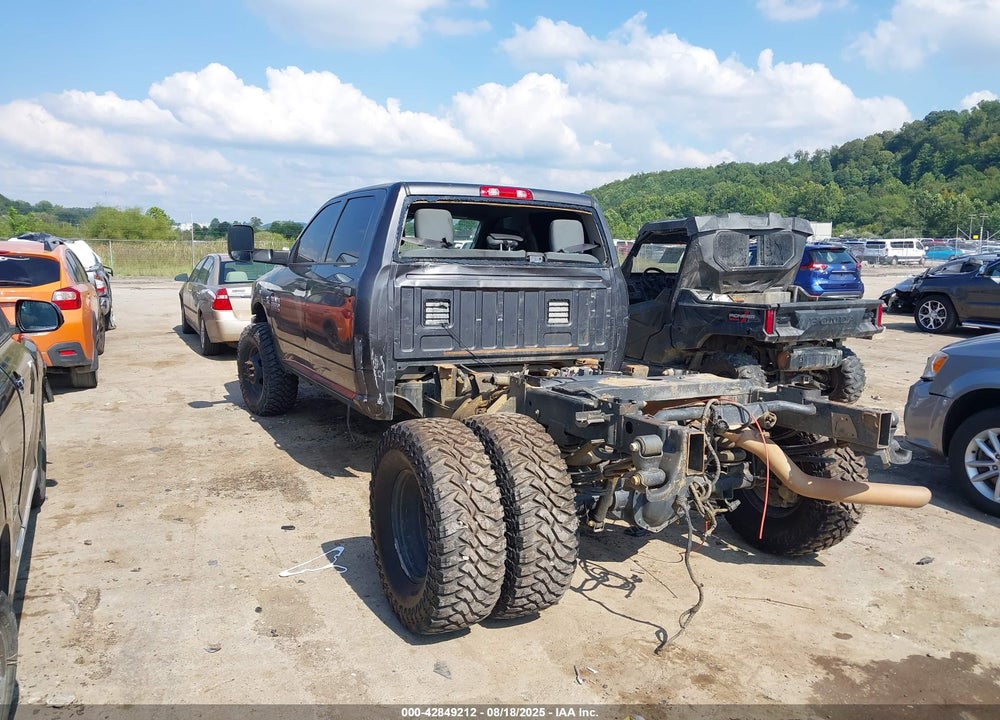2018 RAM 3500 TRADESMAN  4X4 8' BOX VIN: 3C63RRGL9JG422392