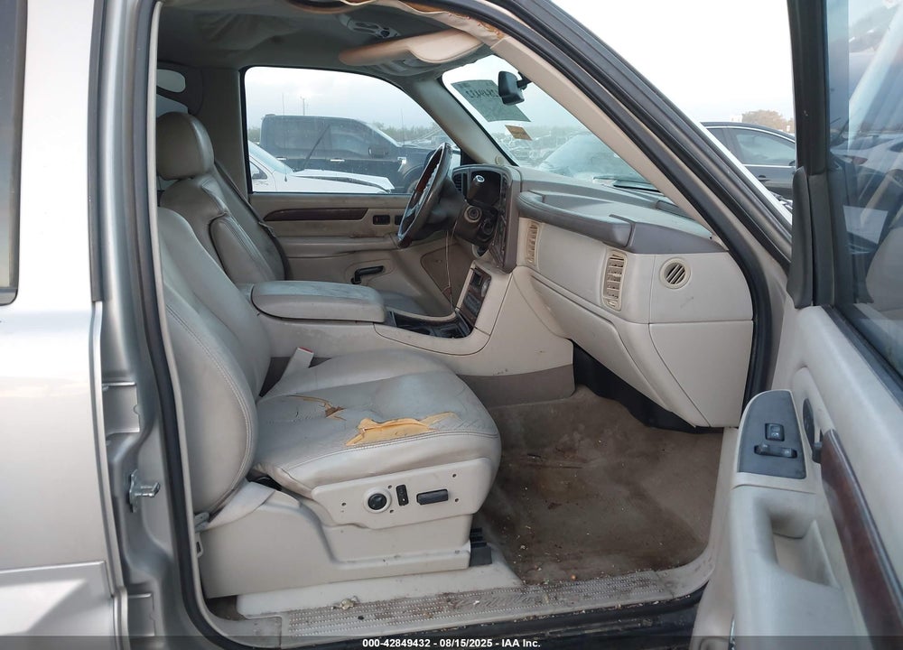 2005 CADILLAC ESCALADE ESV STANDARD VIN: 3GYFK66N15G156863
