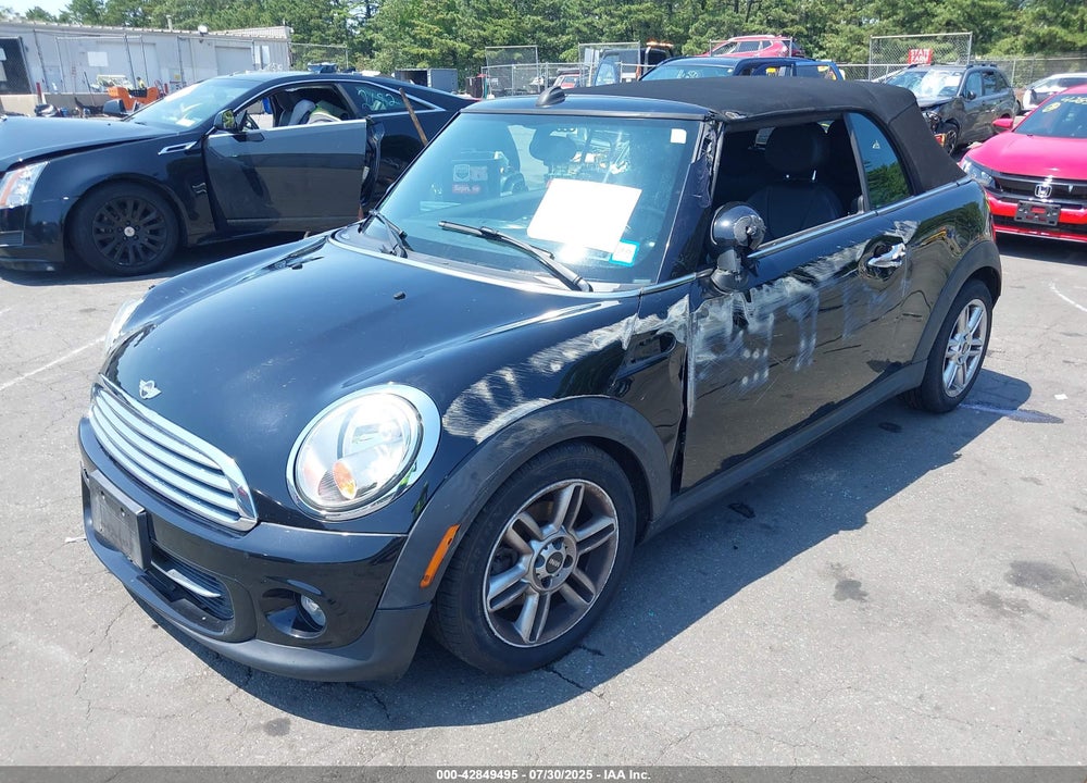 2013 MINI CONVERTIBLE VIN: WMWZN3C52DT569371