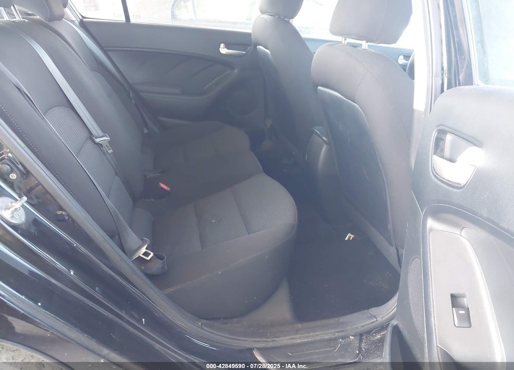 2018 KIA FORTE VIN: 3KPFK4A75JE284791