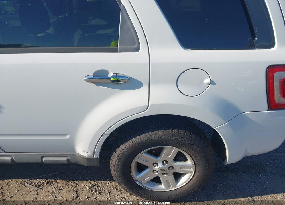 2008 FORD ESCAPE HYBRID VIN: 1FMCU59H48KA60544