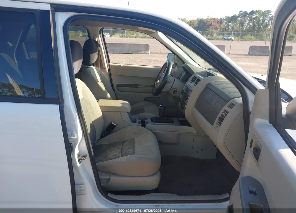 2008 FORD ESCAPE HYBRID VIN: 1FMCU59H48KA60544