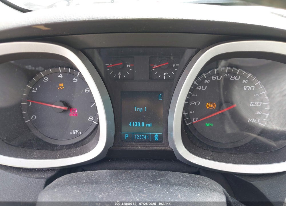 2011 CHEVROLET EQUINOX VIN: 2CNALDEC6B6385303