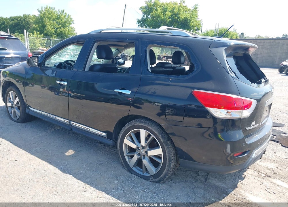 2013 NISSAN PATHFINDER VIN: 5N1AR2MM6DC633931