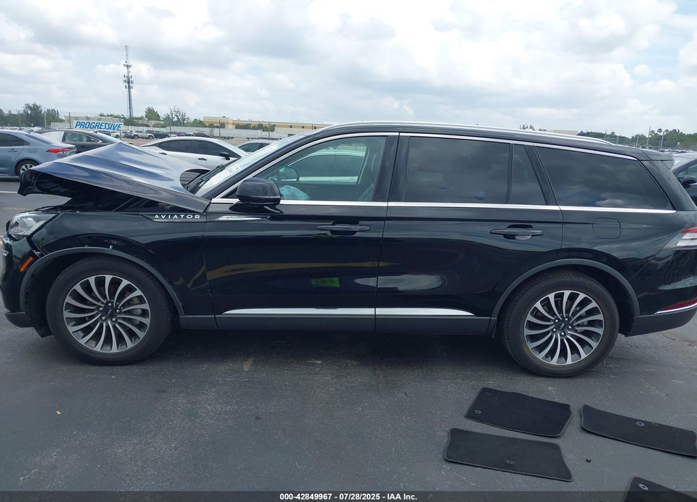 2023 LINCOLN AVIATOR VIN: 5LM5J7WC7PGL11271