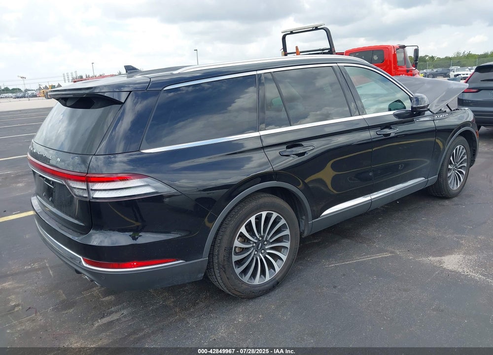 2023 LINCOLN AVIATOR VIN: 5LM5J7WC7PGL11271