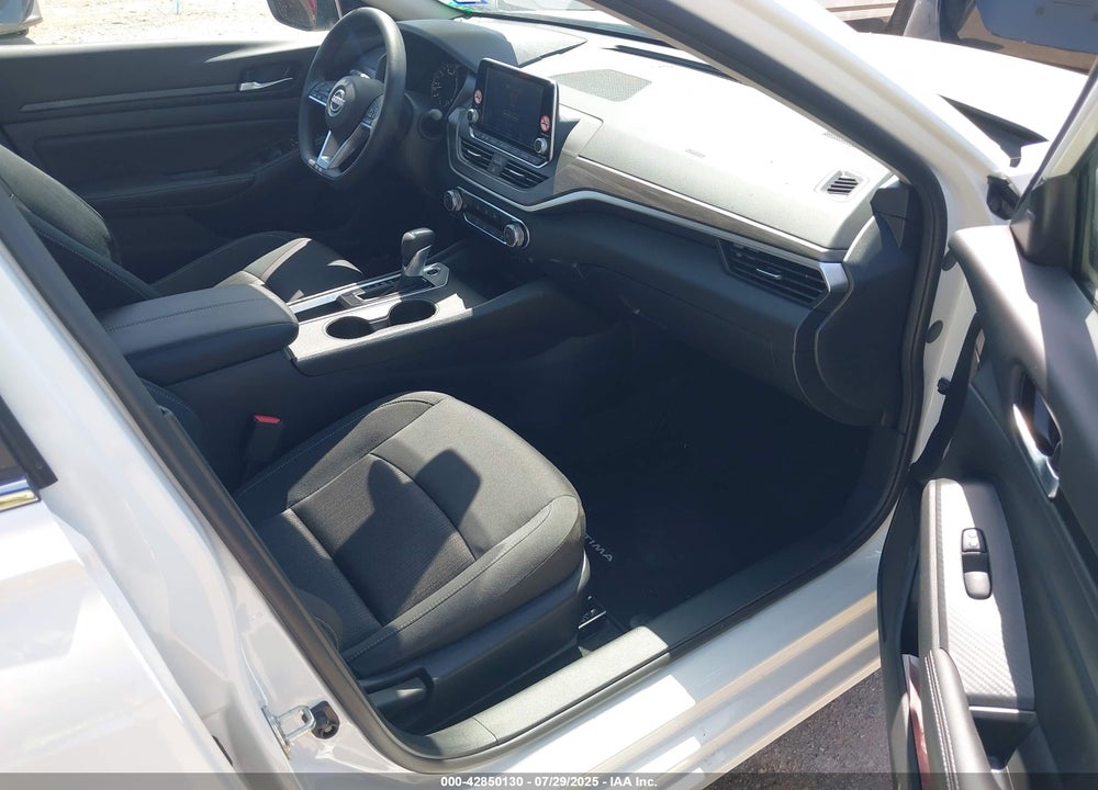 2025 NISSAN ALTIMA VIN: 1N4BL4DV7SN400615