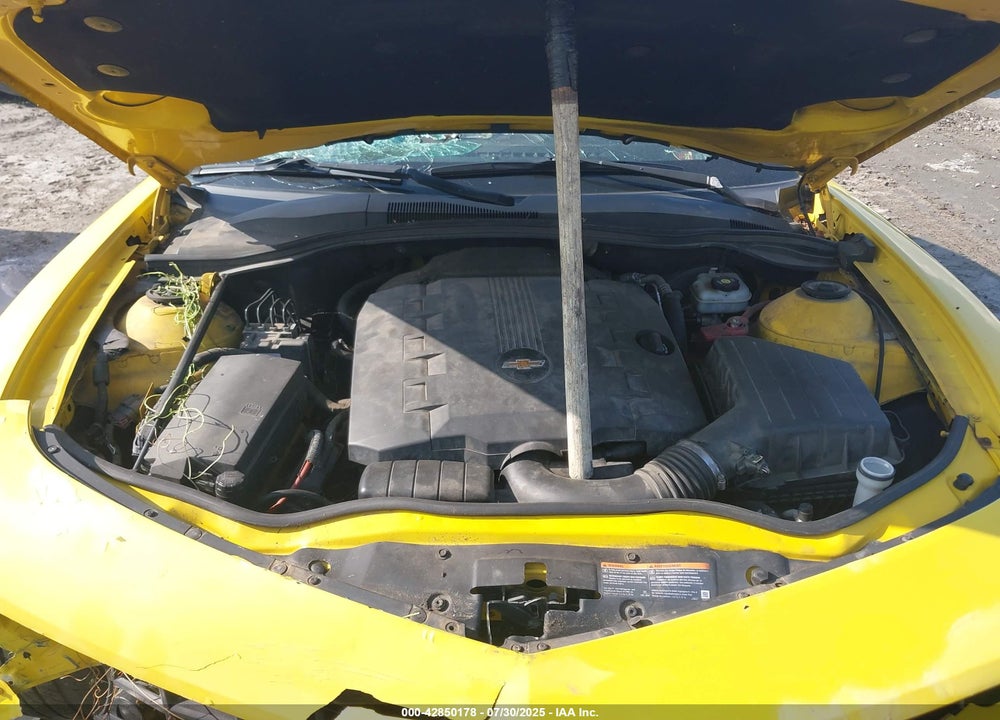 2011 CHEVROLET CAMARO 1LT VIN: 2G1FB1ED2B9105663