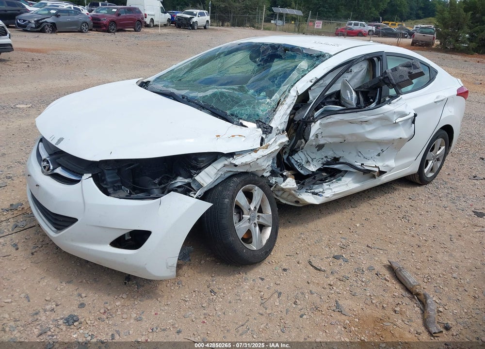 2013 HYUNDAI ELANTRA GLS VIN: 5NPDH4AE3DH321518