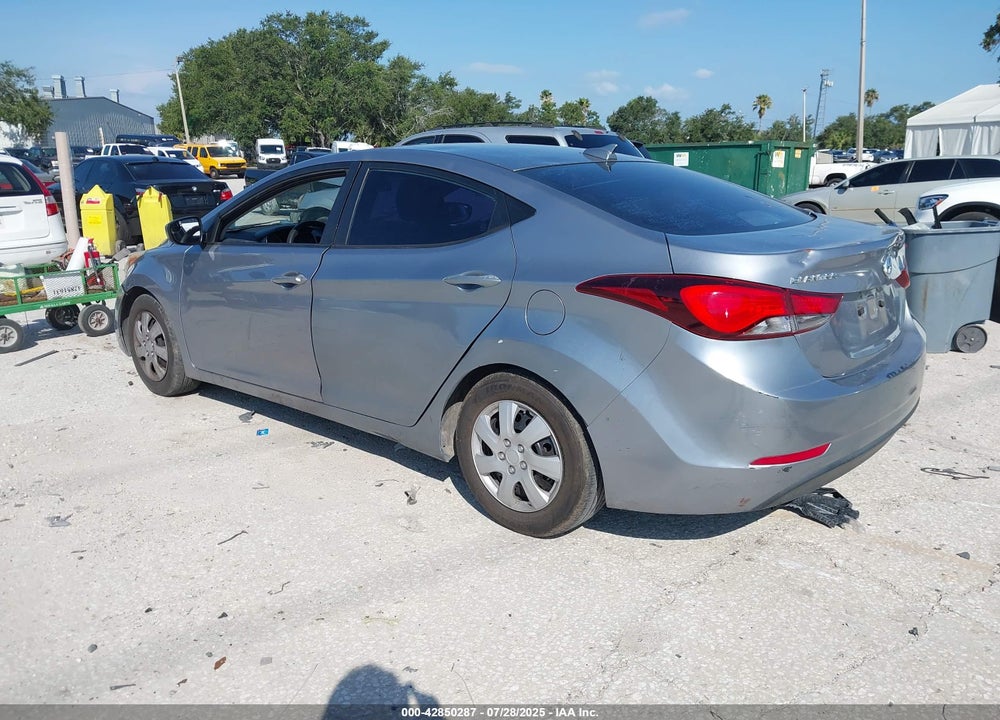 2016 HYUNDAI ELANTRA SE VIN: 5NPDH4AE9GH755110