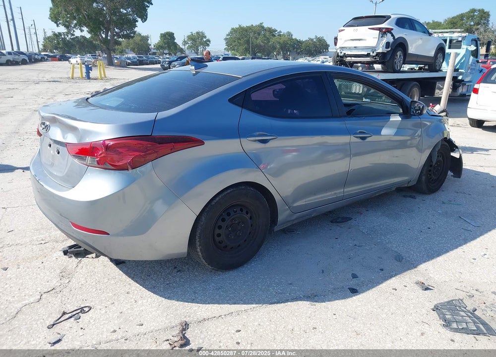 2016 HYUNDAI ELANTRA SE VIN: 5NPDH4AE9GH755110