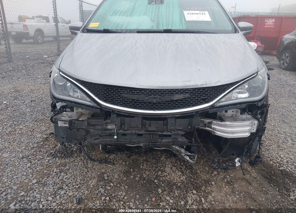 2020 CHRYSLER PACIFICA TOURING VIN: 2C4RC1FGXLR136347