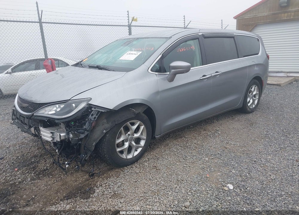 2020 CHRYSLER PACIFICA TOURING VIN: 2C4RC1FGXLR136347