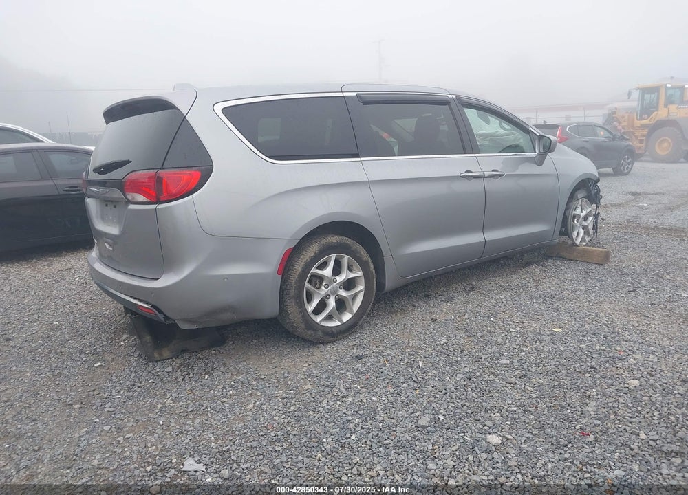 2020 CHRYSLER PACIFICA TOURING VIN: 2C4RC1FGXLR136347