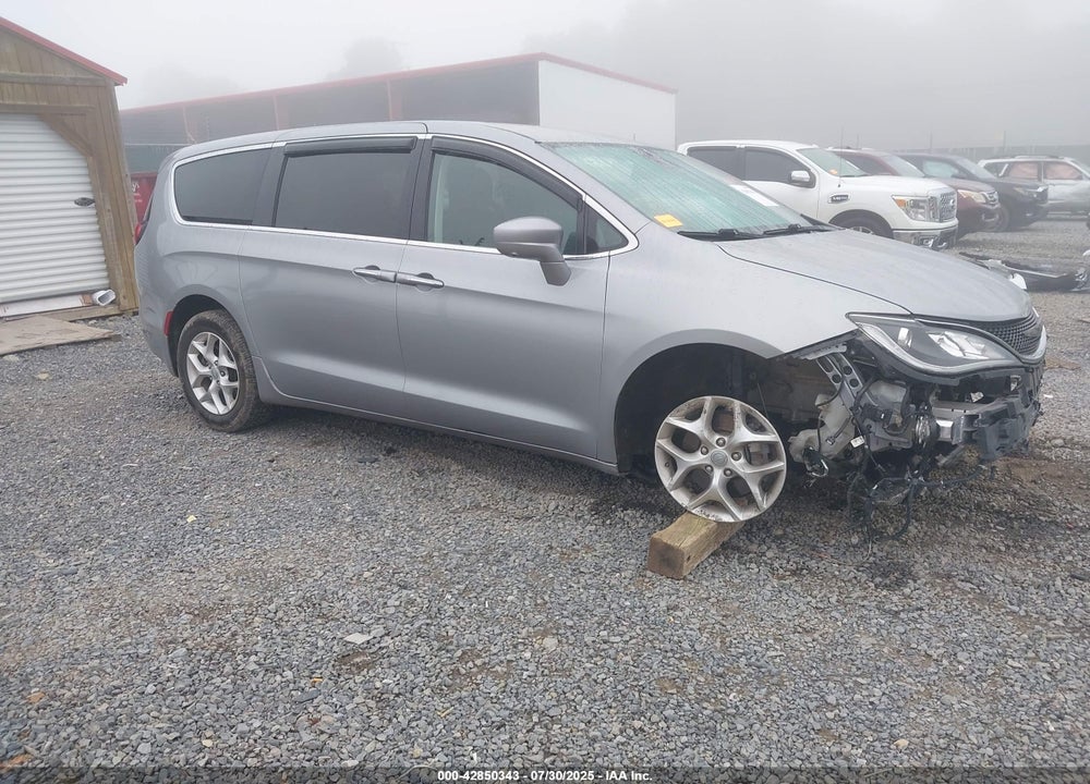 2020 CHRYSLER PACIFICA TOURING VIN: 2C4RC1FGXLR136347