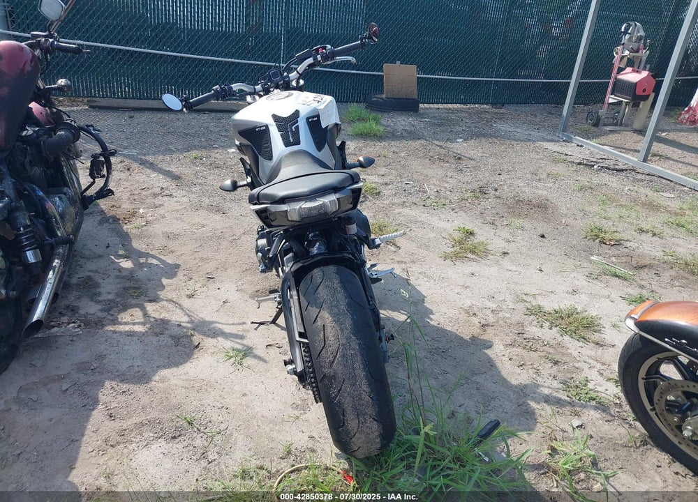 2017 YAMAHA FZ09 VIN: JYARN53E9HA002442