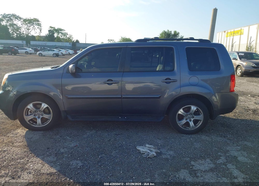 2015 HONDA PILOT EXL VIN: 5FNYF4H54FB033313