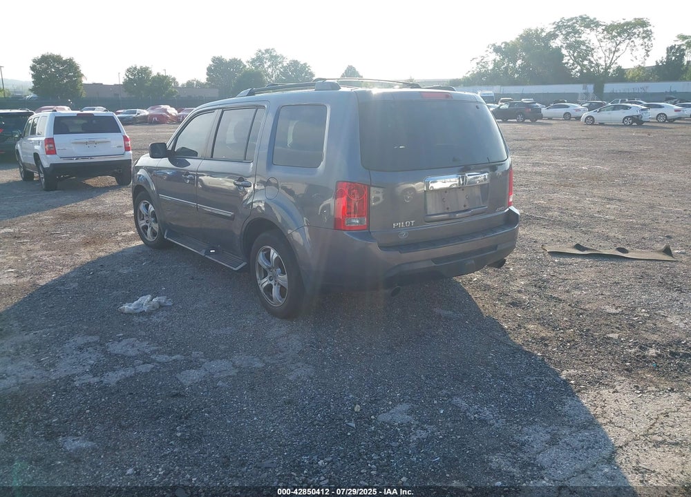 2015 HONDA PILOT EXL VIN: 5FNYF4H54FB033313