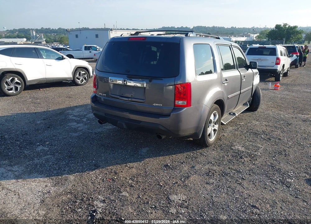 2015 HONDA PILOT EXL VIN: 5FNYF4H54FB033313