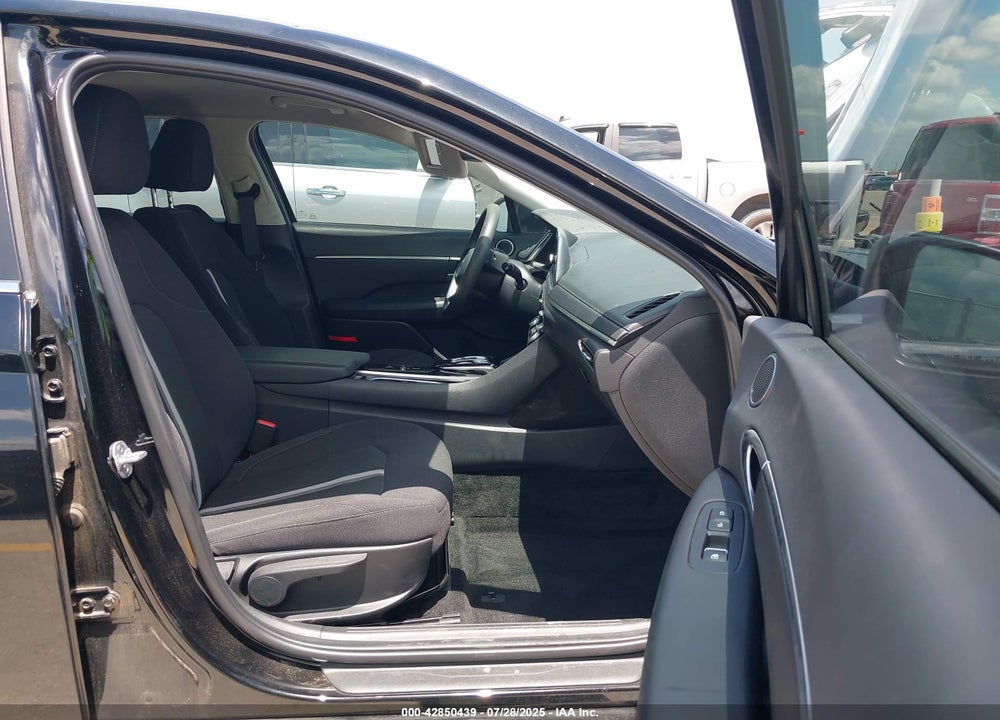 2023 HYUNDAI SONATA VIN: KMHL64JA9PA347952