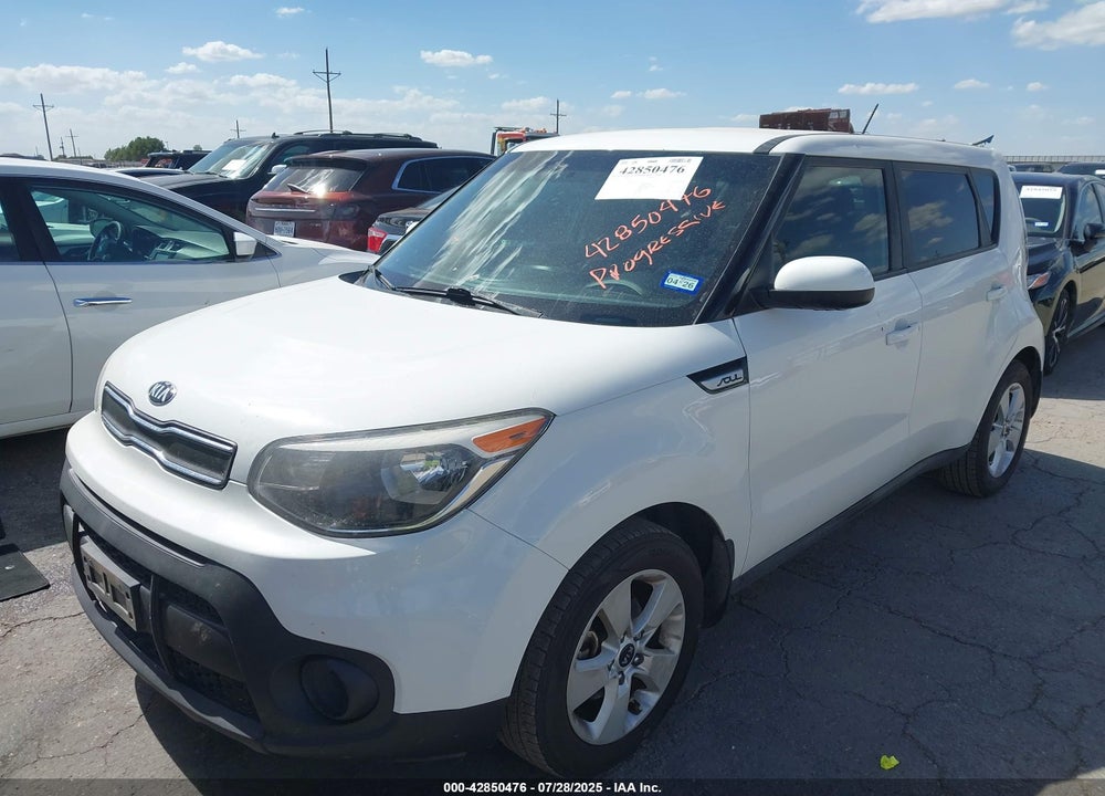 2018 KIA SOUL VIN: KNDJN2A24J7565734