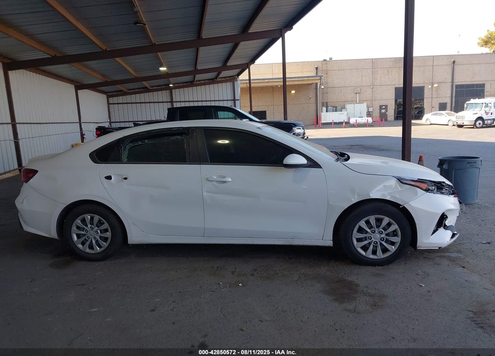 2022 KIA FORTE FE VIN: 3KPF24AD6NE427825
