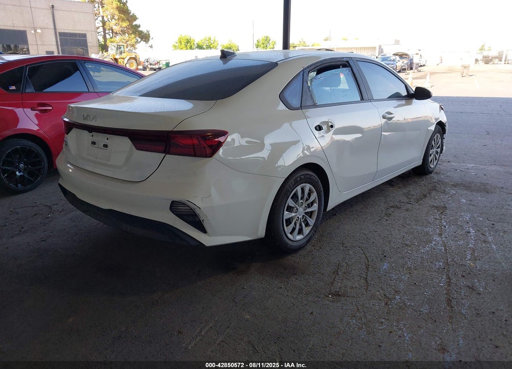 2022 KIA FORTE FE VIN: 3KPF24AD6NE427825