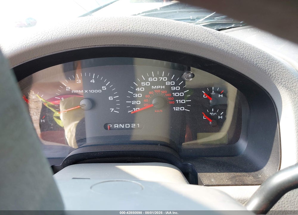 2007 FORD F-150 XLT VIN: 1FTRW12W57KA56205