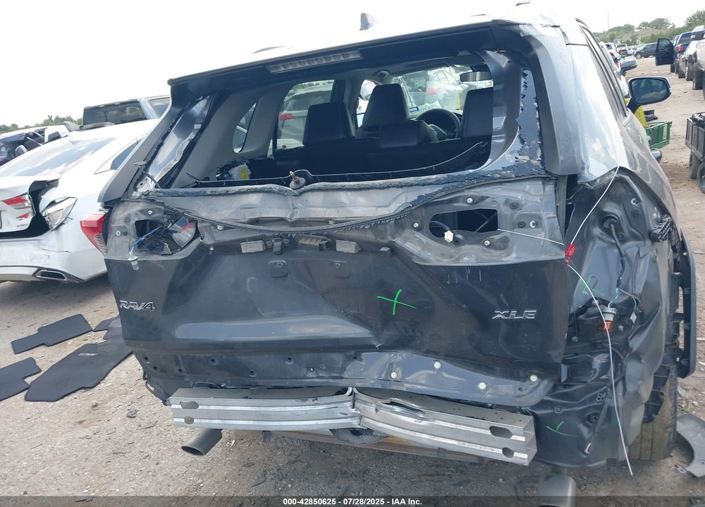 2021 TOYOTA RAV4 XLE PREMIUM VIN: 2T3C1RFV8MC148465
