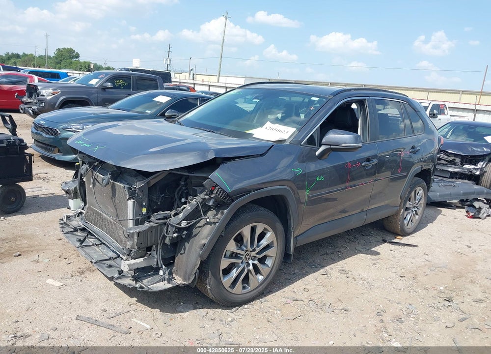 2021 TOYOTA RAV4 XLE PREMIUM VIN: 2T3C1RFV8MC148465