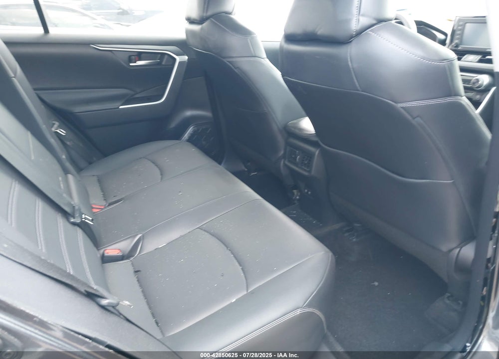 2021 TOYOTA RAV4 XLE PREMIUM VIN: 2T3C1RFV8MC148465