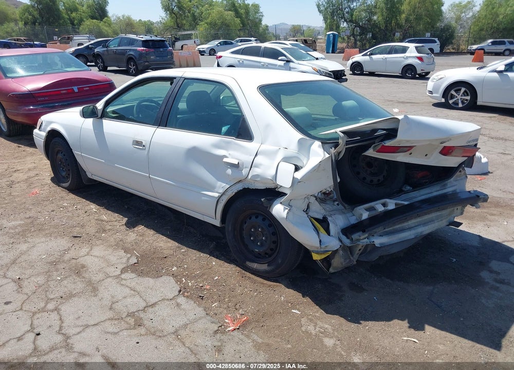 1998 TOYOTA CAMRY LE VIN: 4T1BG22K6WU338031