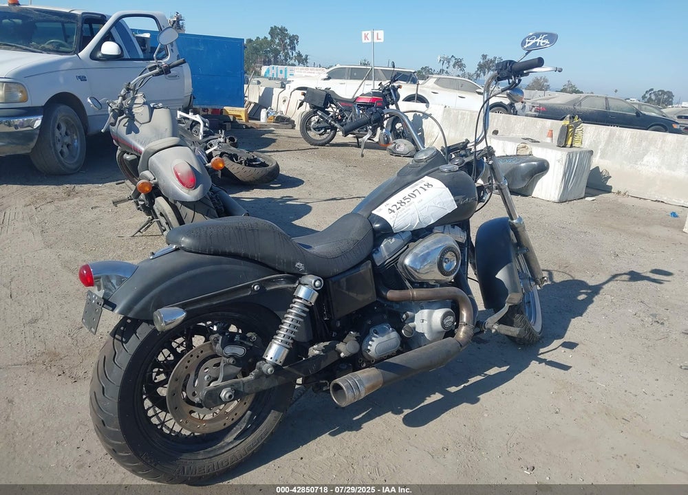 2009 HARLEY-DAVIDSON FXDB VIN: 1HD1GX4389K316839