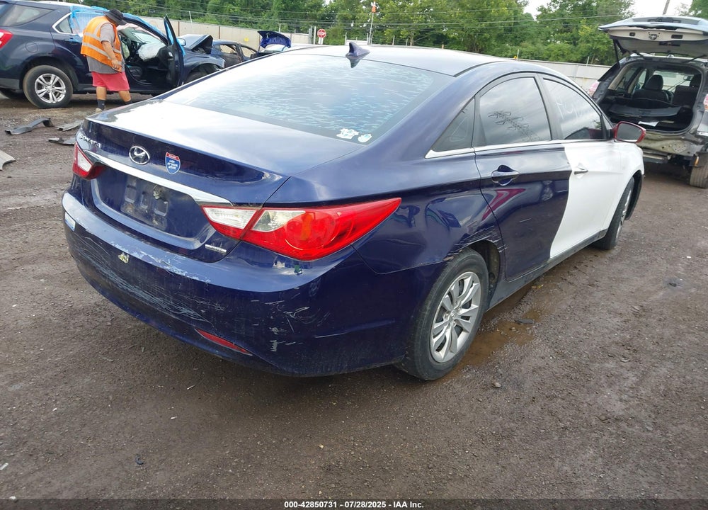 2011 HYUNDAI SONATA VIN: 5NPEB4AC8BH251547