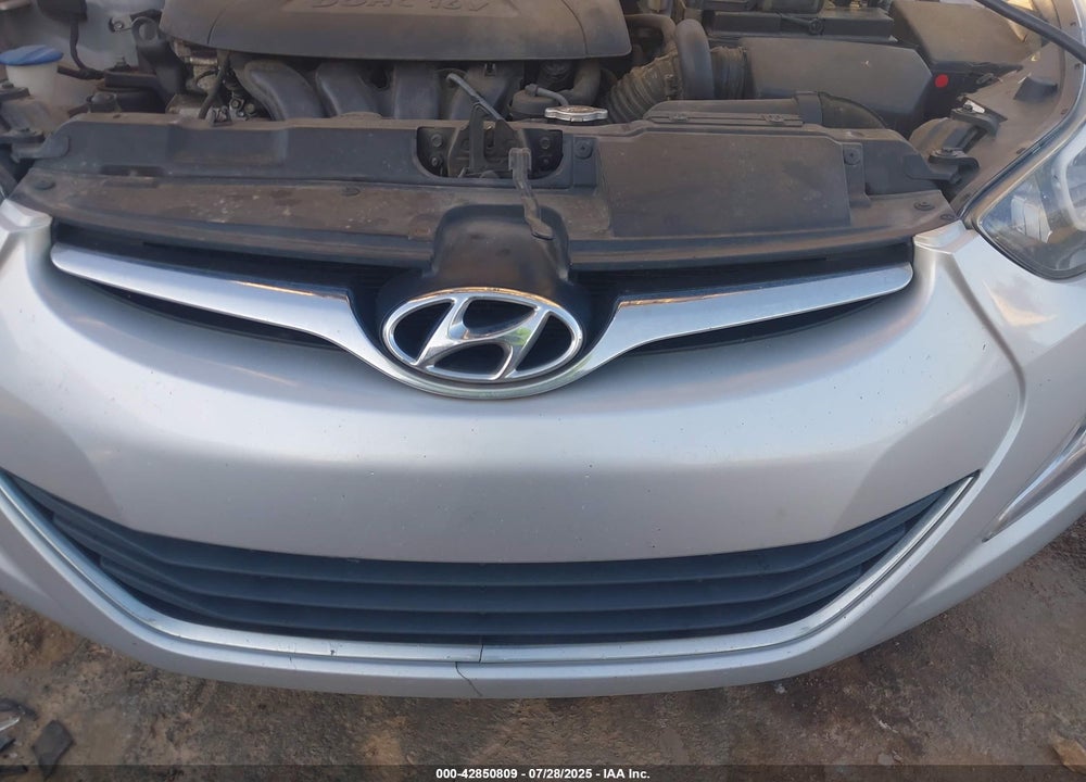 2015 HYUNDAI ELANTRA VIN: 5NPDH4AE8FH593808