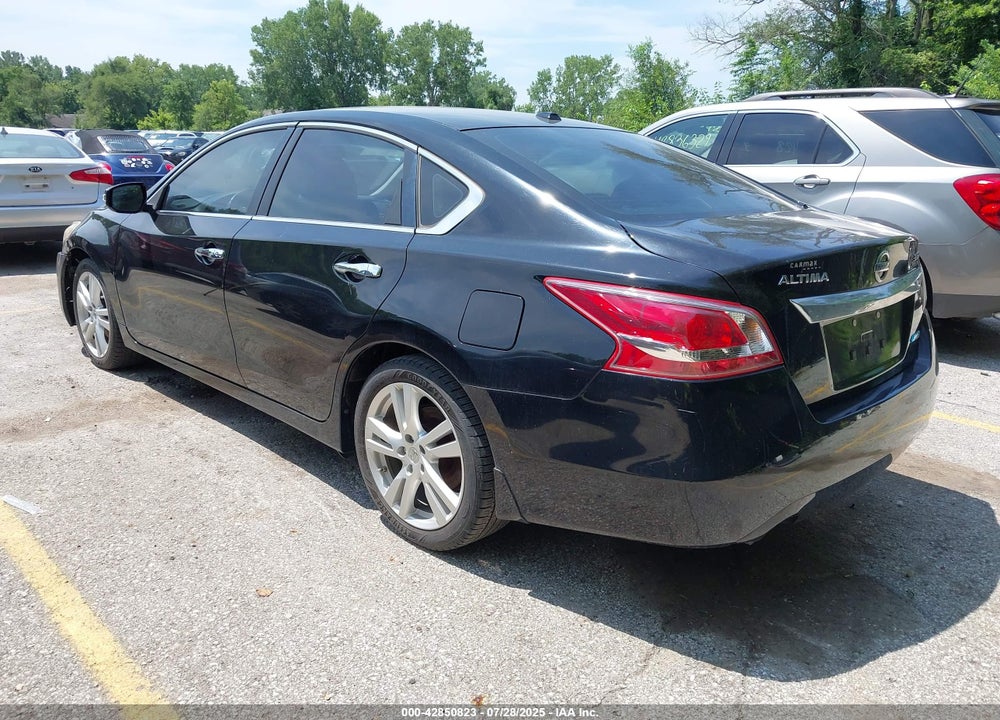2013 NISSAN ALTIMA VIN: 1N4BL3AP8DN529451